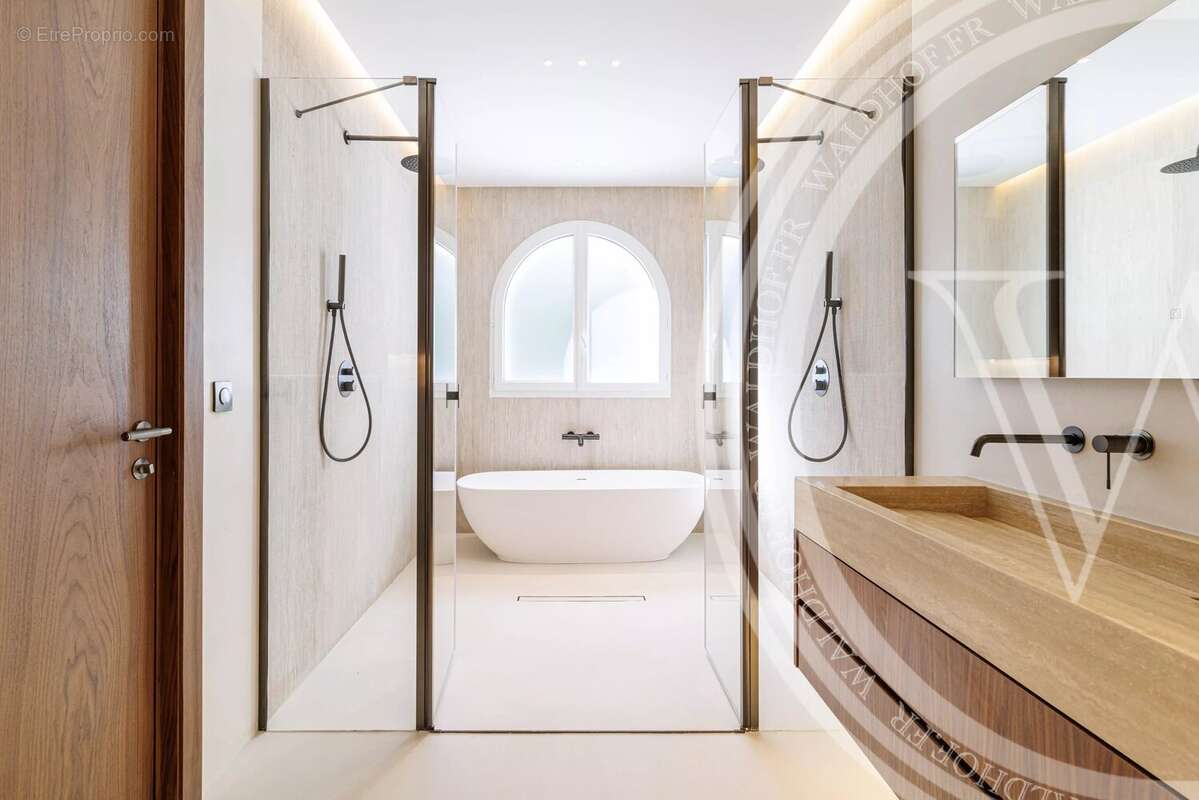 Maison à ROQUEBRUNE-CAP-MARTIN