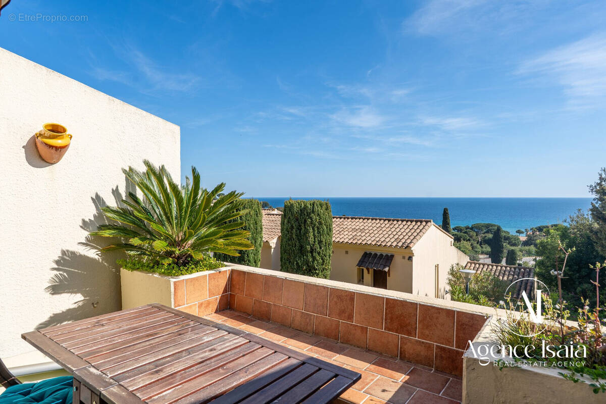 Appartement à LE LAVANDOU