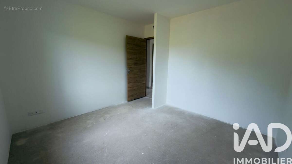 Maison 110 m² à Issac  - photo 7