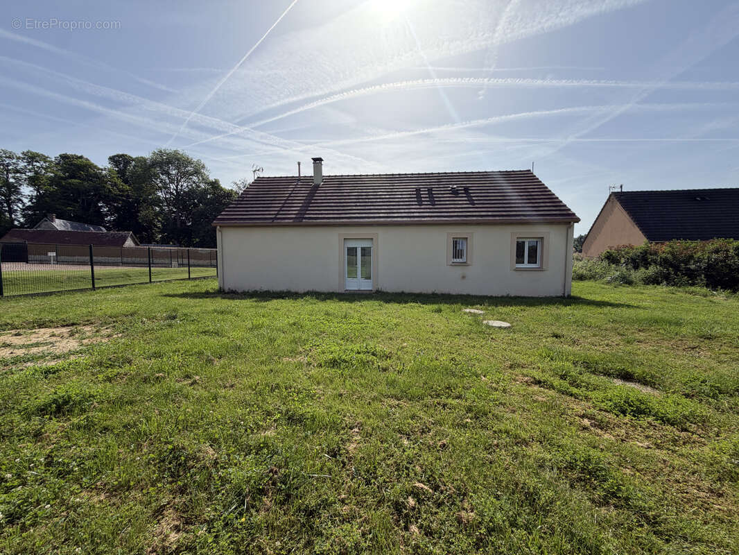 Maison à EZY-SUR-EURE
