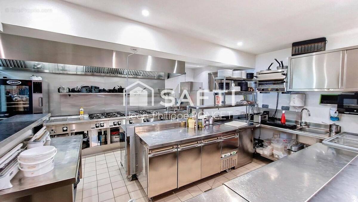 Photo 1 - Commerce à ETAPLES