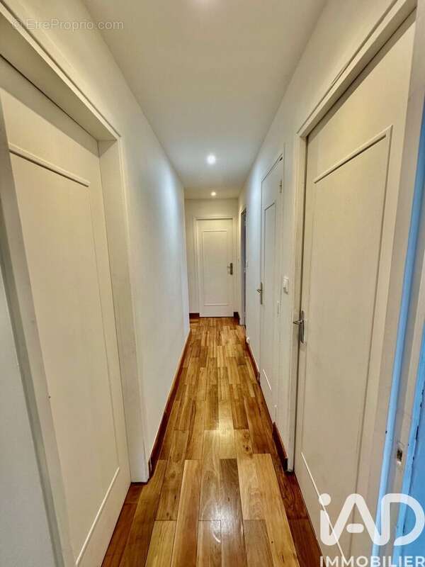 Photo 8 - Appartement à ASNIERES-SUR-SEINE