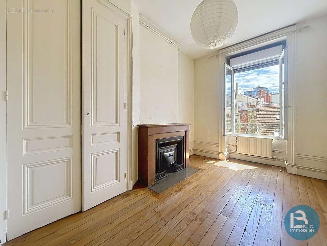 Appartement à LYON-6E