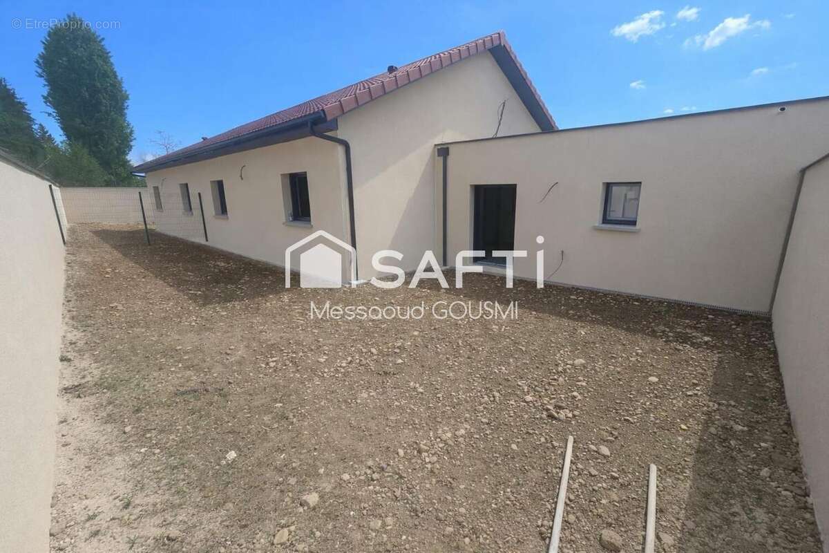 Photo 3 - Maison à LA TOUR-DU-PIN