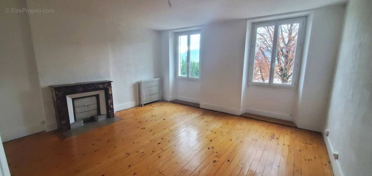 Appartement à TULLINS