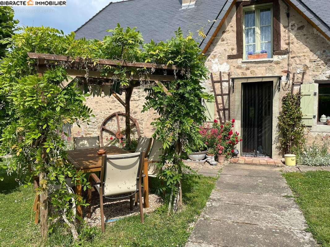 n°8 - Maison à SOMMANT