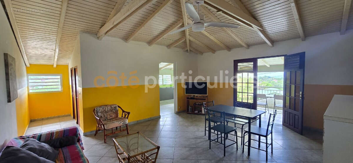 Ensemble immobilier à fort potentiel Sainte Anne 16 pièce(s) 390 m2 - photo 2