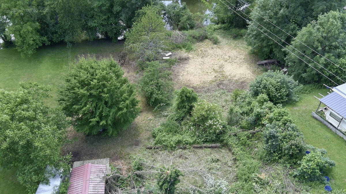 Terrain à WITTRING