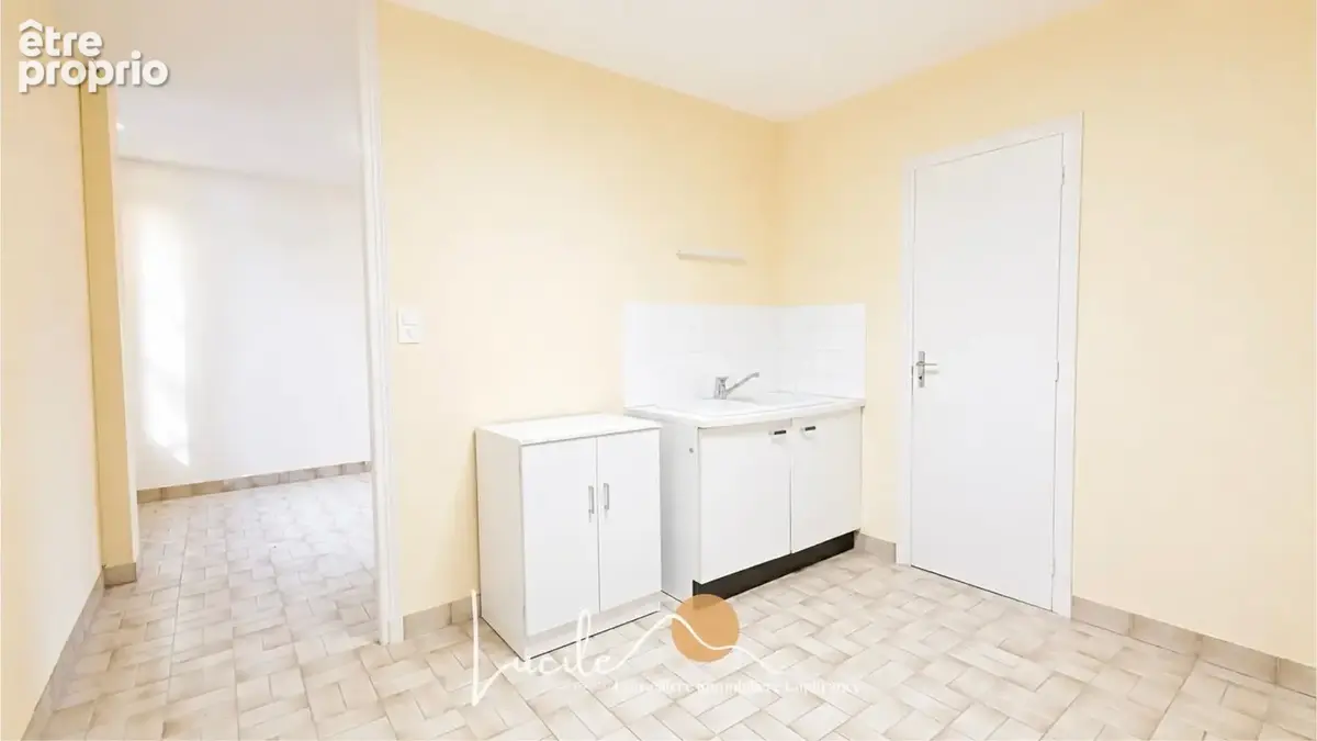 Propriété de caractère – Emplacement exceptionnel, beaux volumes et potentiel unique - photo 15