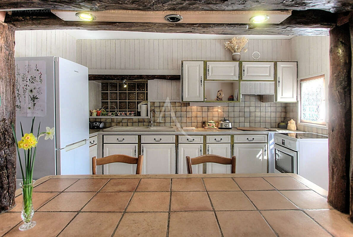 Maison à SAINT-JEOIRE-PRIEURE