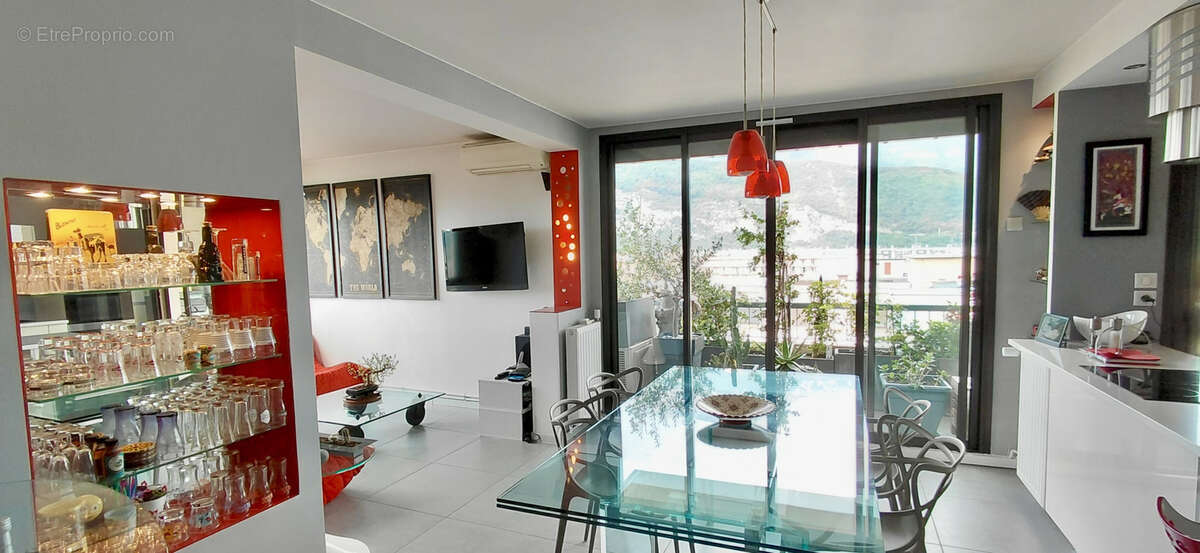 Appartement à ECHIROLLES