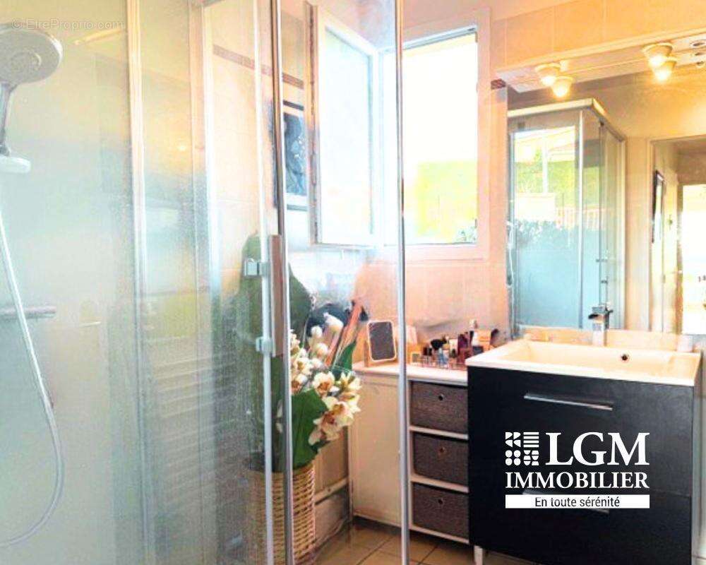 Appartement à COURNON-D'AUVERGNE