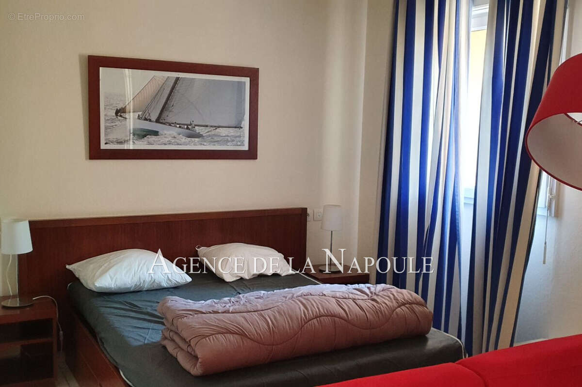 Appartement à MANDELIEU-LA-NAPOULE