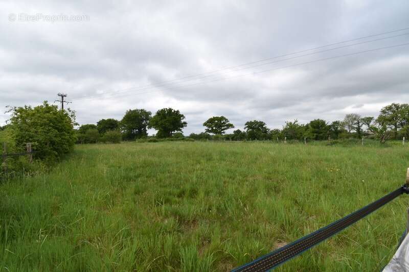 Maison à SAINT-LEGER-MAGNAZEIX