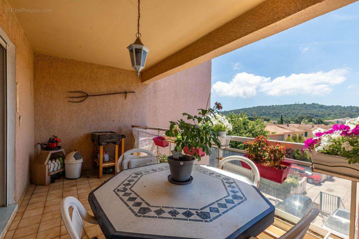 Appartement à SANARY-SUR-MER