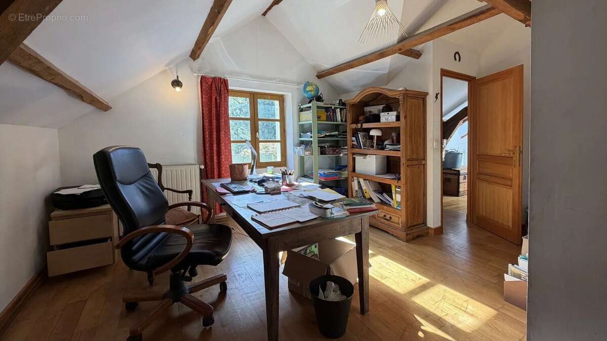 Maison à GOURDON