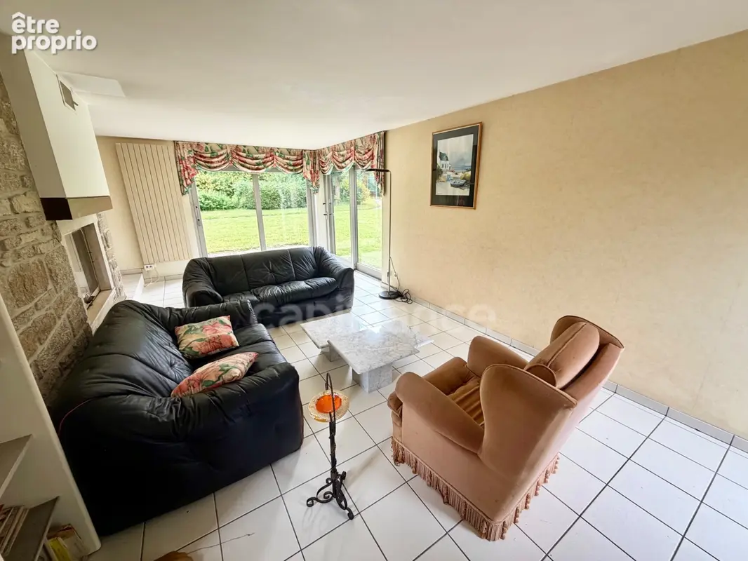 EXCLUSIVITÉ - Maison d'architecte à vendre 8 pièces CARHAIX PLOUGUER (29) - photo 4