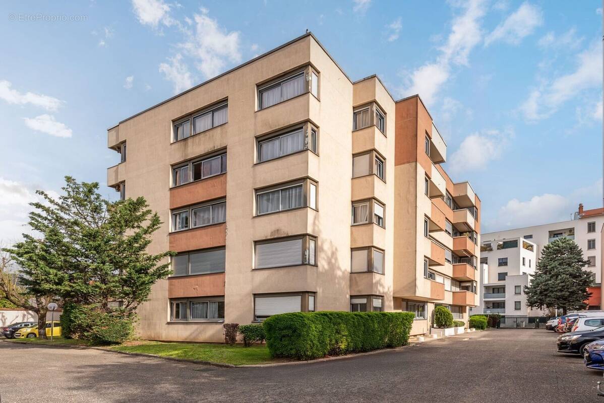 Appartement à LYON-3E
