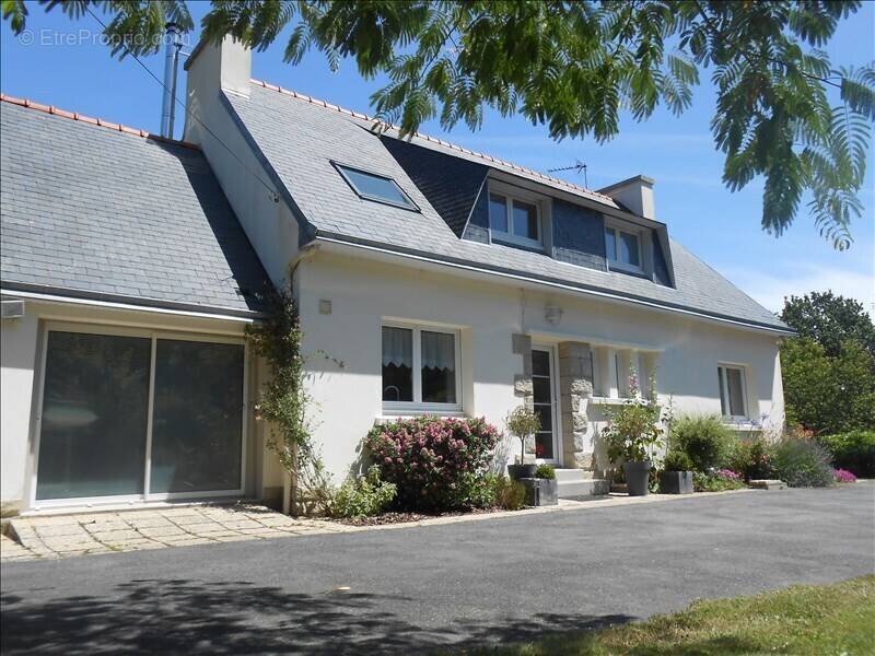 Maison à PLUGUFFAN