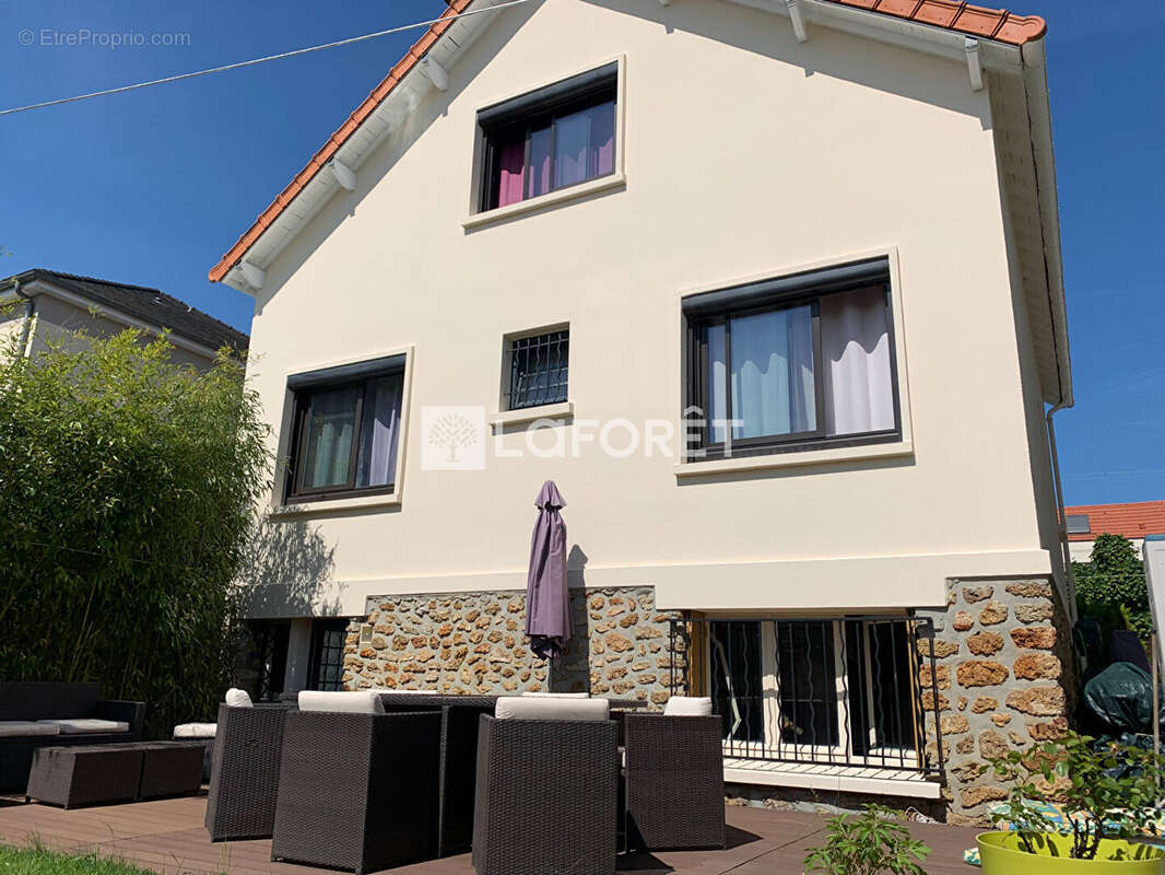 Maison à LIVRY-GARGAN