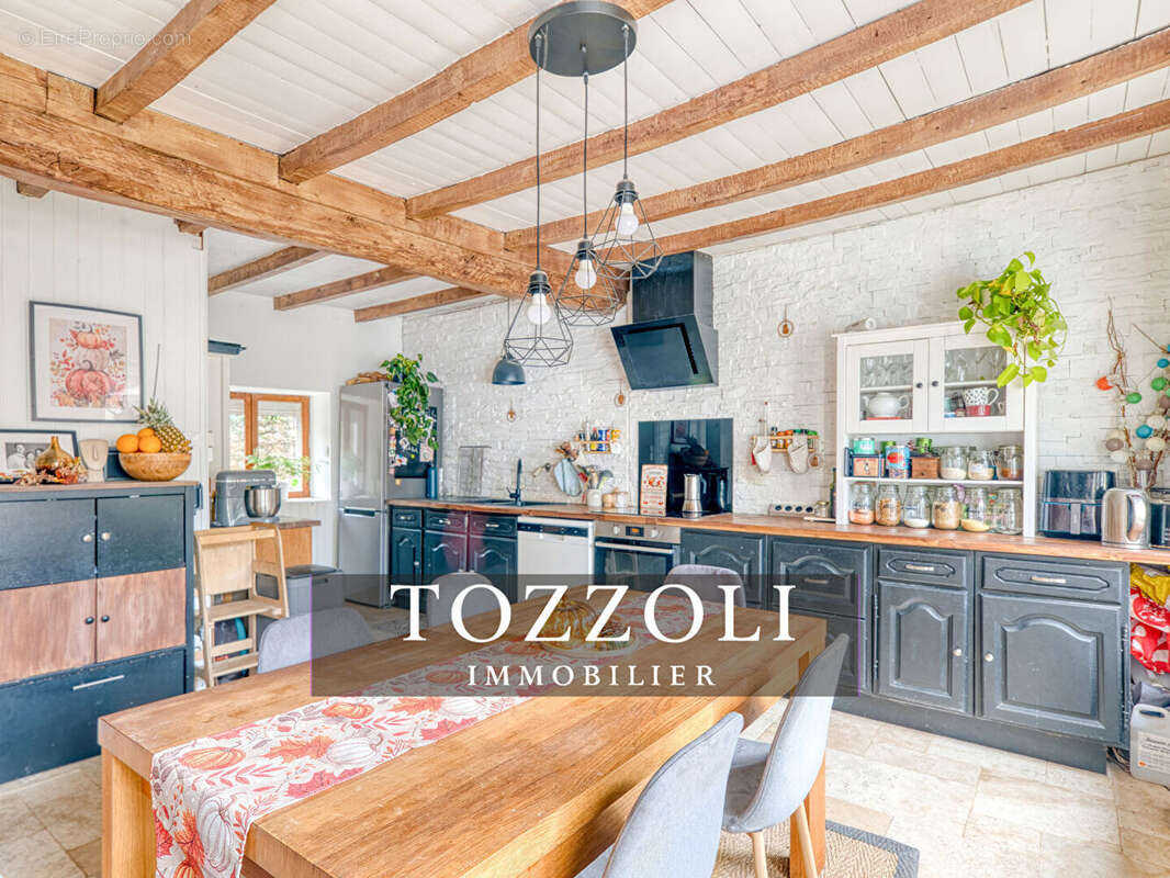 Maison à SAINT-QUENTIN-FALLAVIER