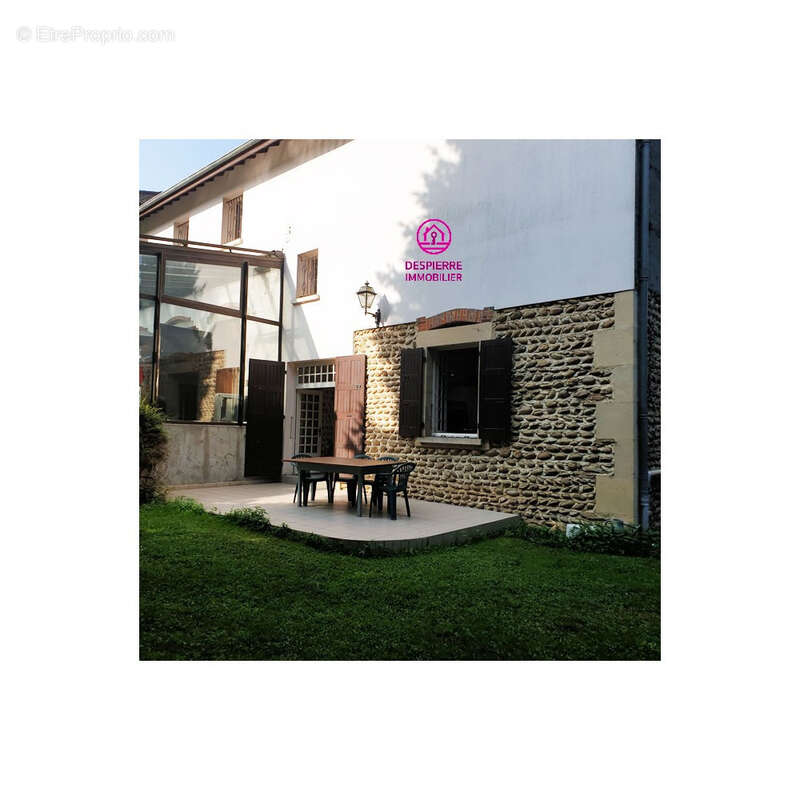 Maison à LENS-LESTANG