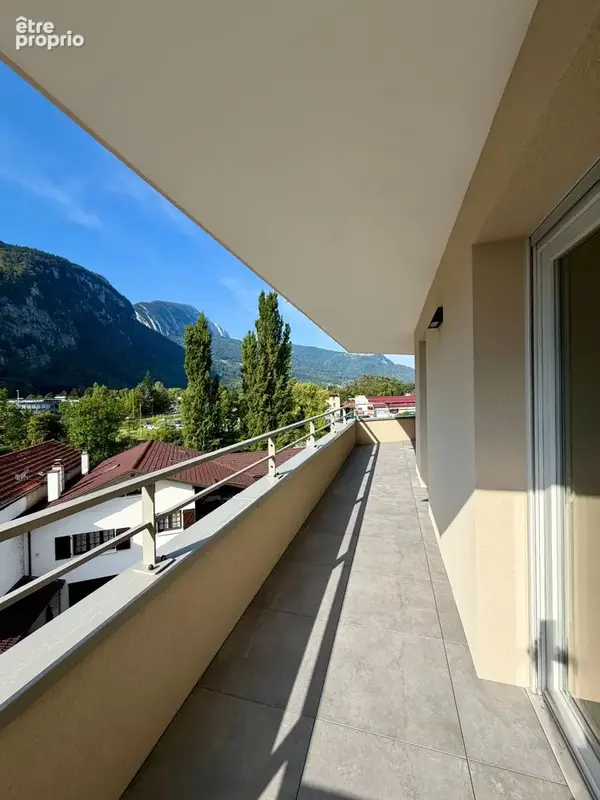 CLUSES CENTRE – T3 prêt à vivre - sans délais - photo 10
