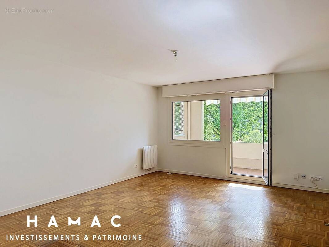 Appartement à SAINTE-FOY-LES-LYON