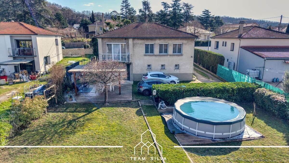 Maison à ROUSSILLON