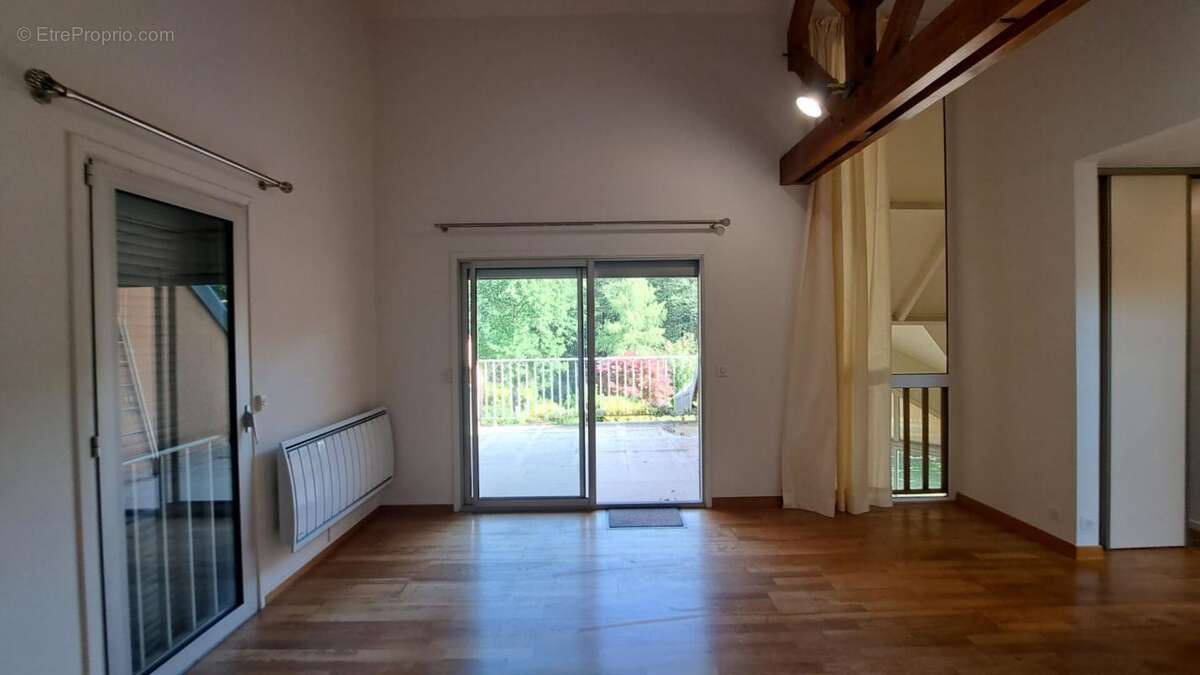 Maison à LEVIS-SAINT-NOM