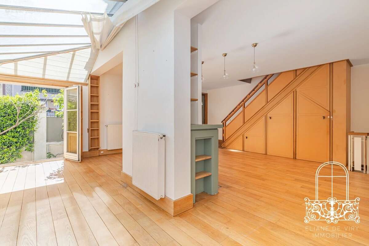 Maison à PARIS-16E