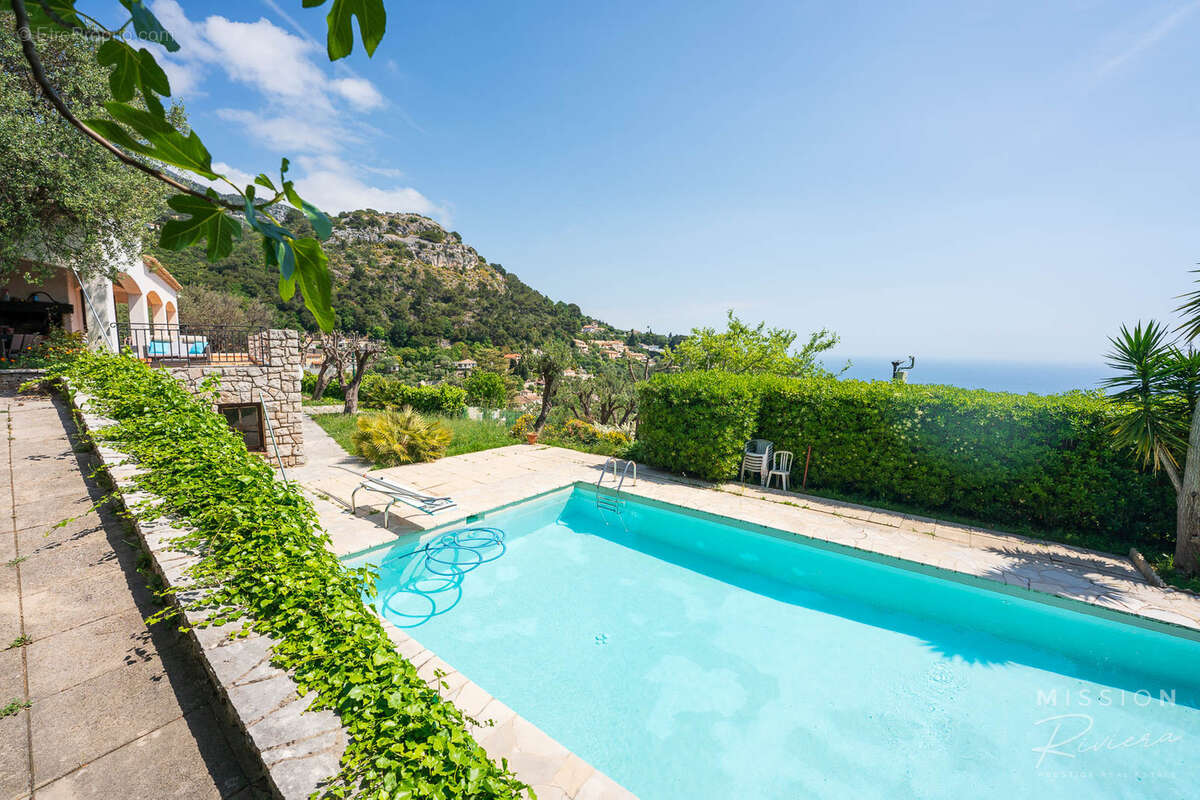 Villa provençale offrant une vue panoramique sur la mer à La Turbie, à 5 minutes de Monaco - photo 27