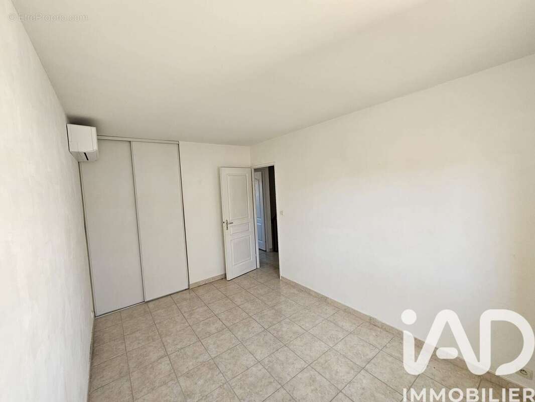 Photo 8 - Maison à LAGNES