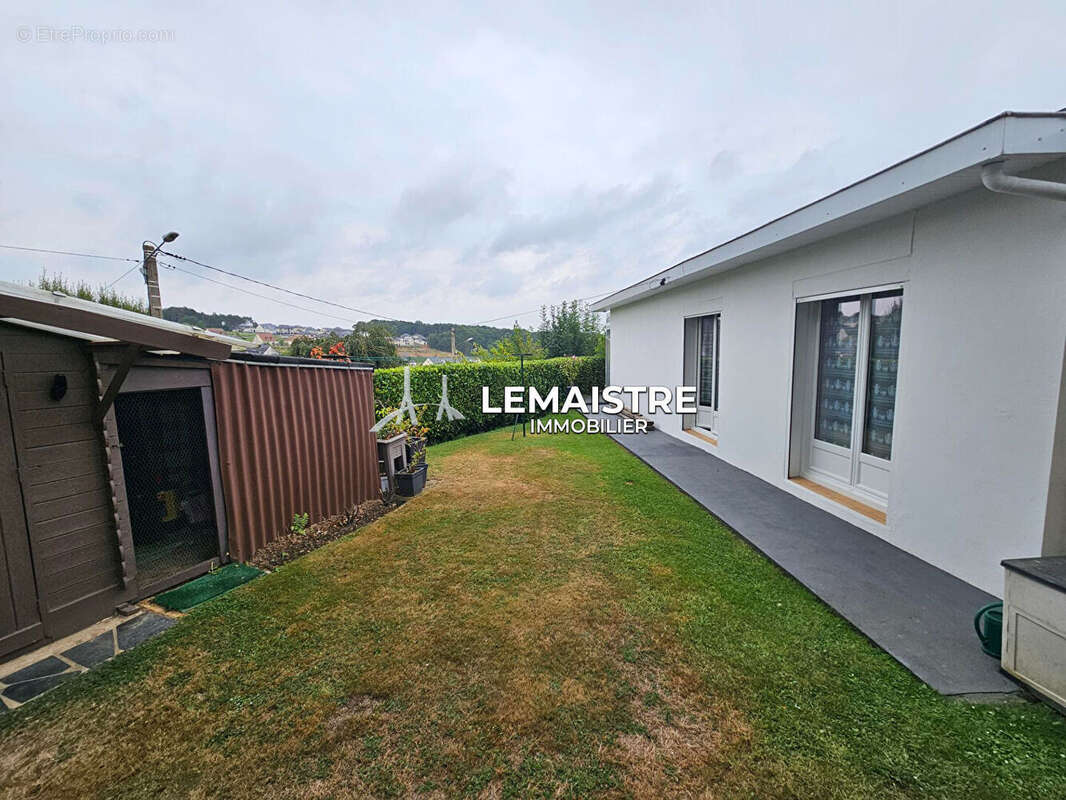 Maison à FONTAINE-LA-MALLET