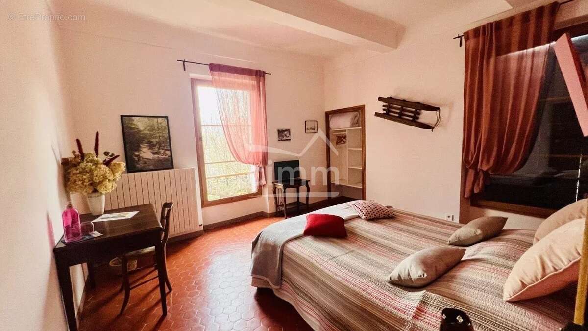 Maison à LA MOTTE-DU-CAIRE