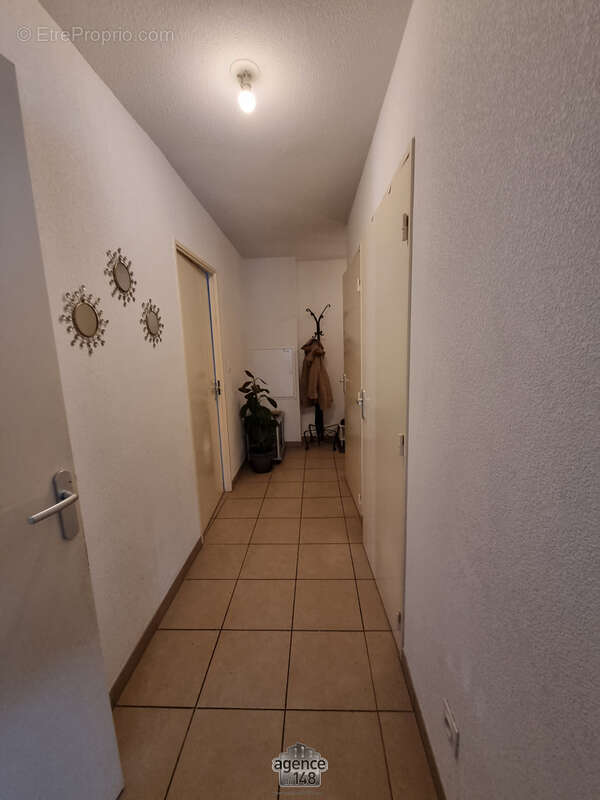 Appartement à MARSEILLE-3E