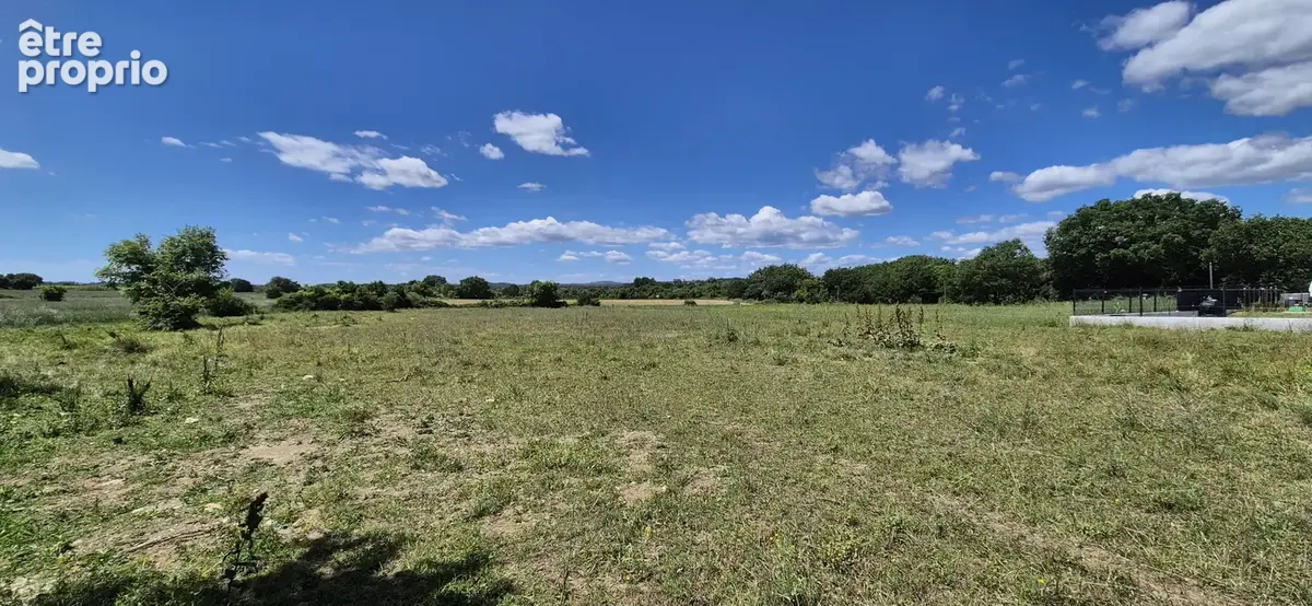 Terrain à SAUSSINES