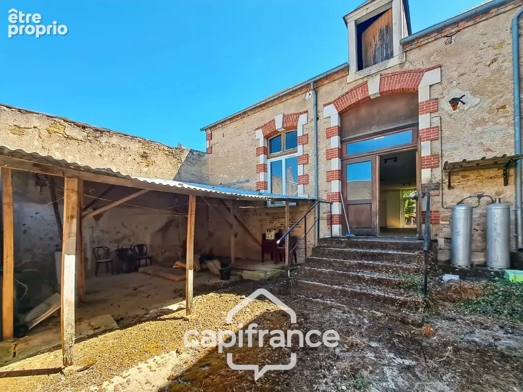 Ancien bar-restaurant avec logement – Fort potentiel au cœur de Châteaumeillant - photo 25