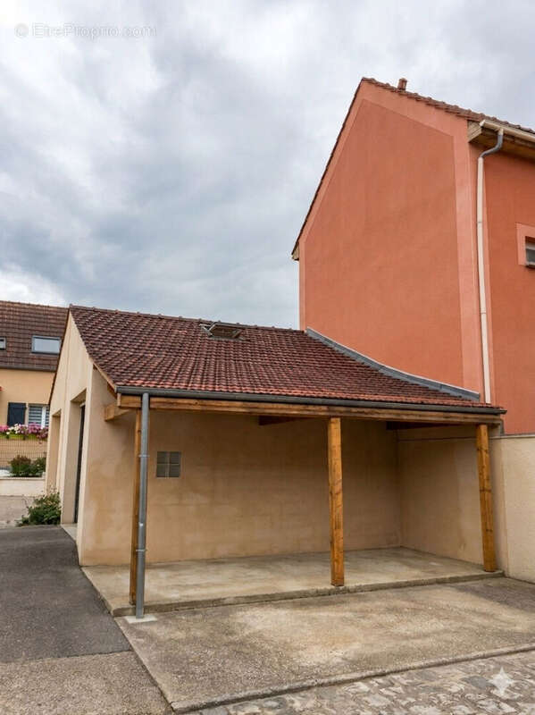 Appartement à PIERRELAYE