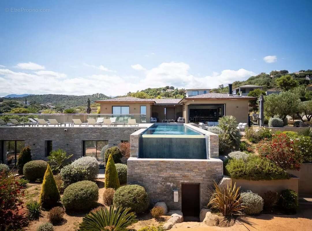 Maison à PORTO-VECCHIO