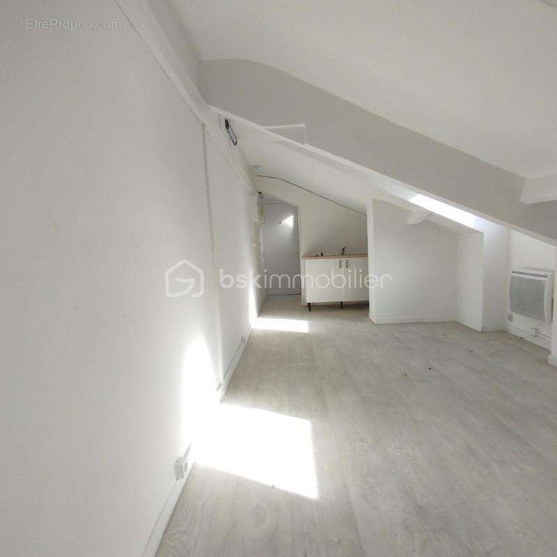 appartement  la Plaine Saint-Denis 26m2   2 pièces - photo 6