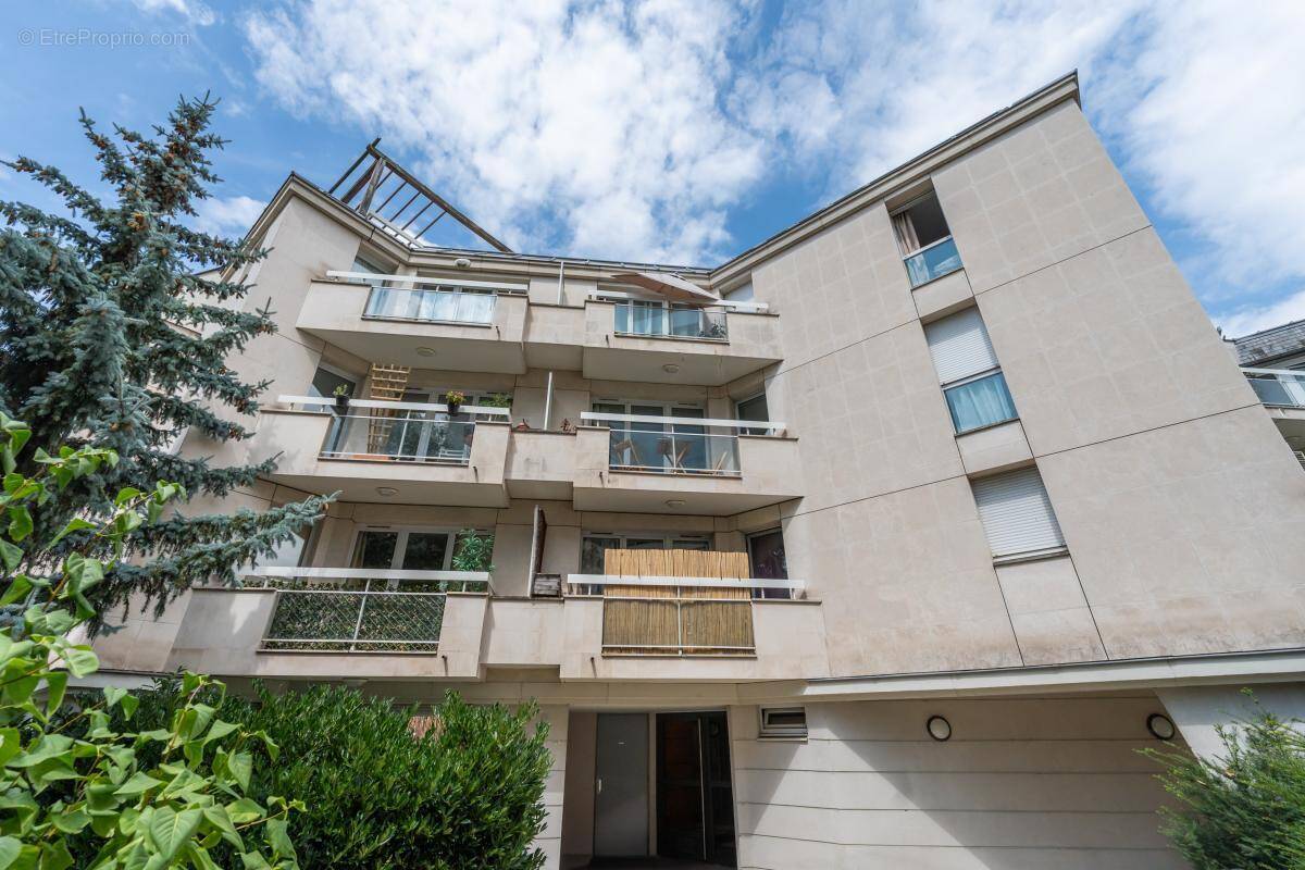 Appartement à ASNIERES-SUR-SEINE