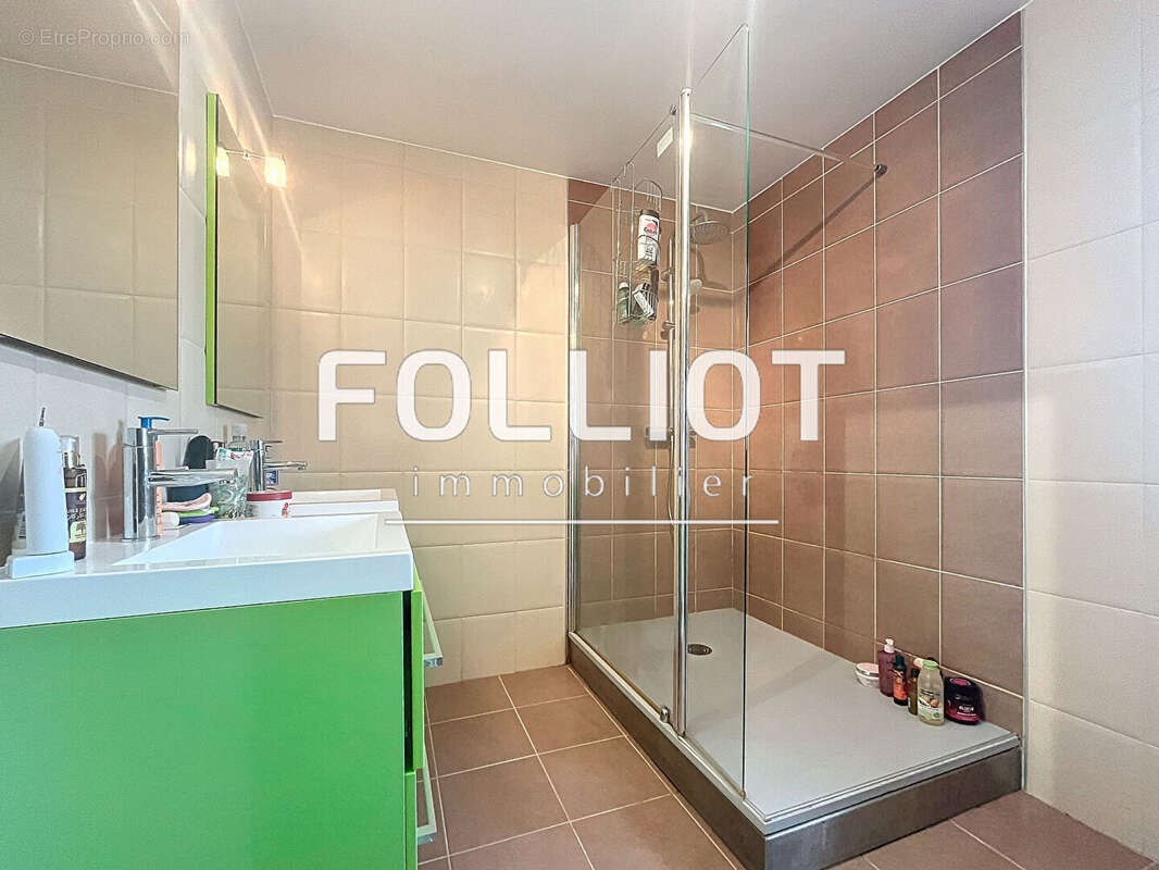 Maison à BRICQUEVILLE-SUR-MER