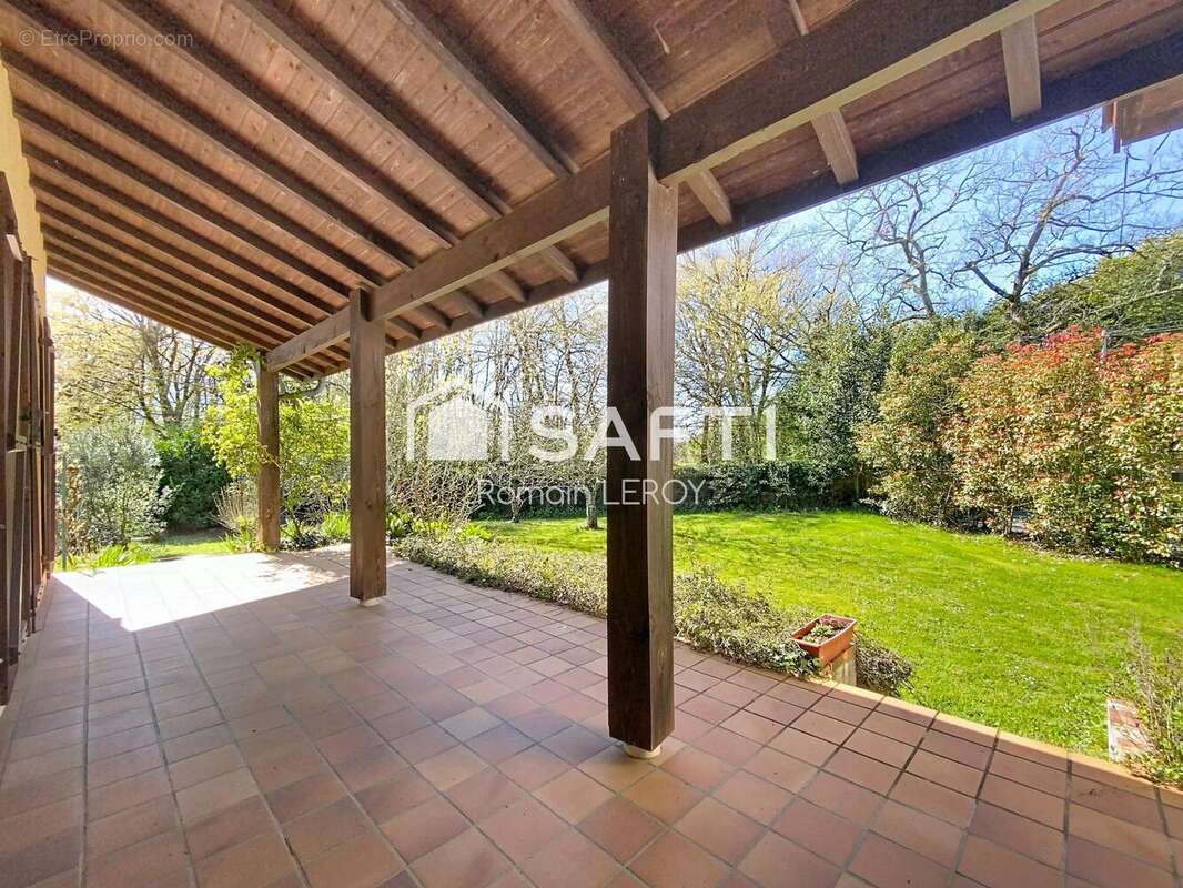 Photo 5 - Maison à FARGUES-SAINT-HILAIRE