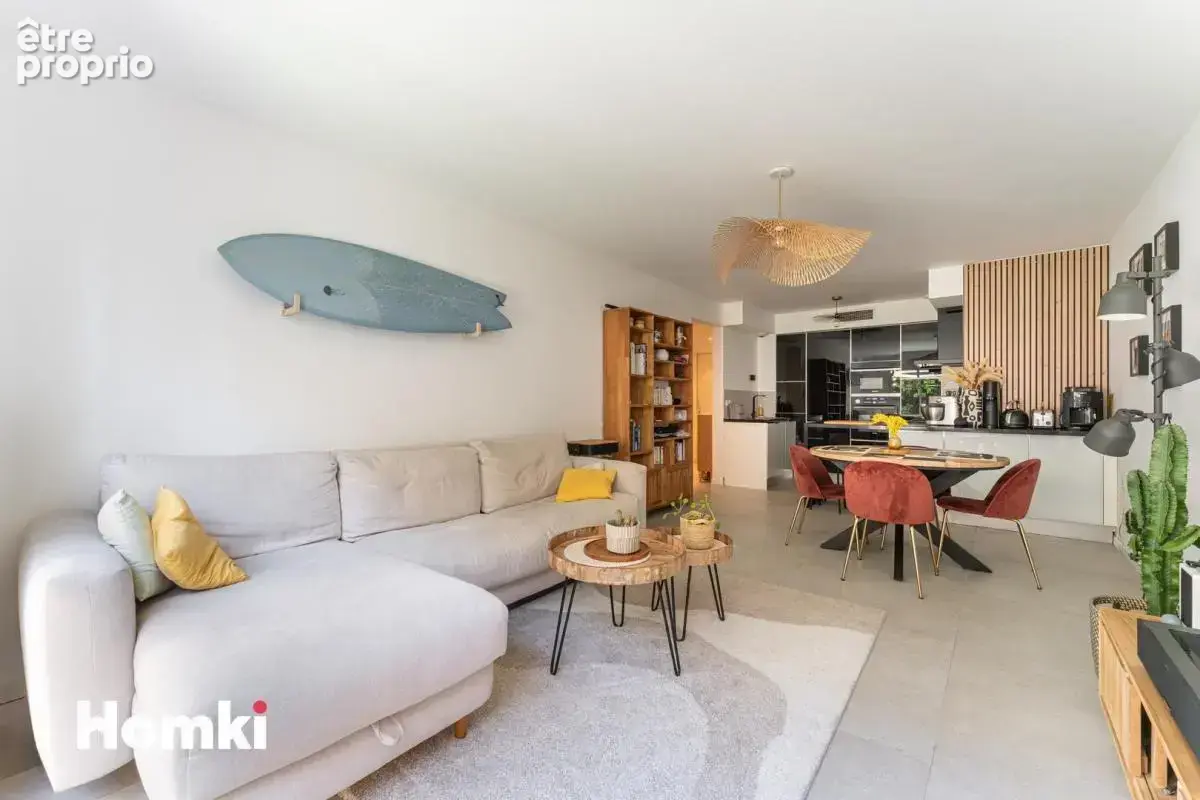 Appartement T3 de 66 m² à Marseille 13012, Avenue Rampal - photo 2