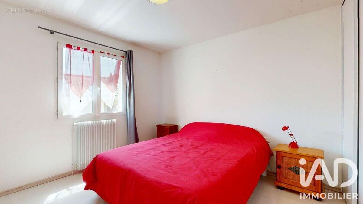 Maison 134 m² à Enval  - photo 9