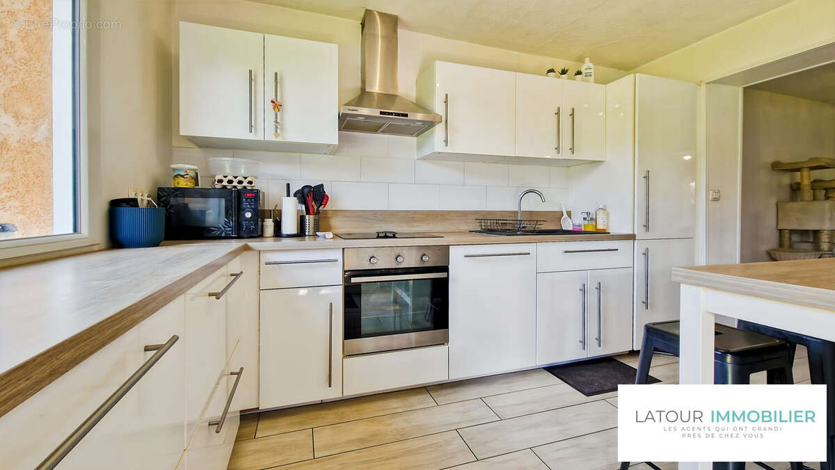 Maison à VILLEFONTAINE