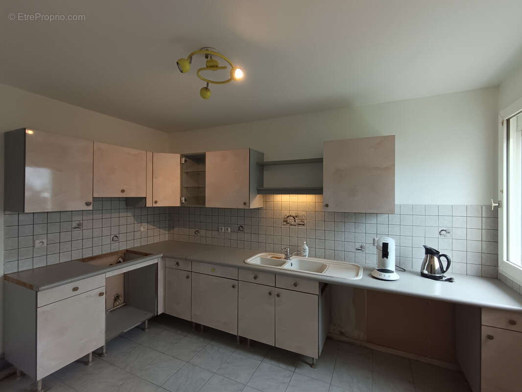 Appartement à VILLIERS-LE-BACLE