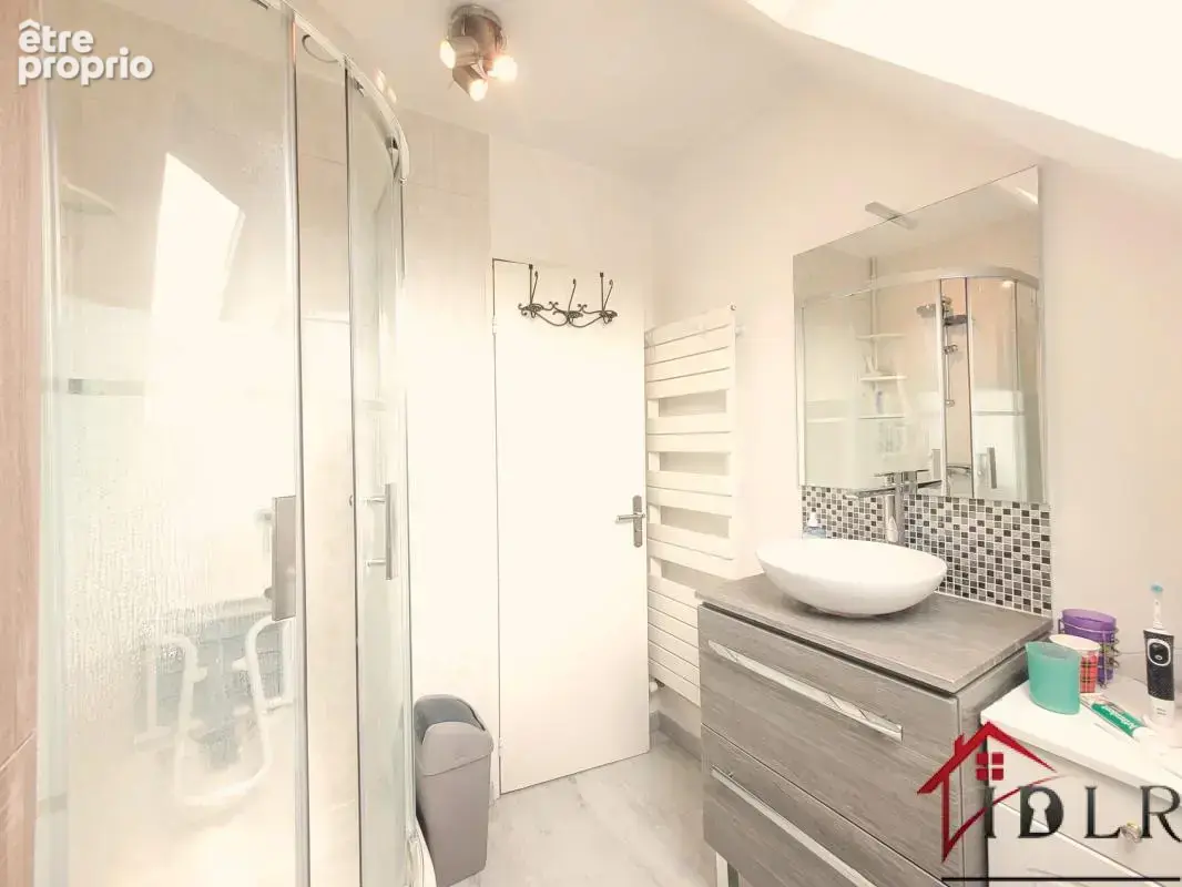 MAISON - 3 Chambres - 123M2 - photo 13