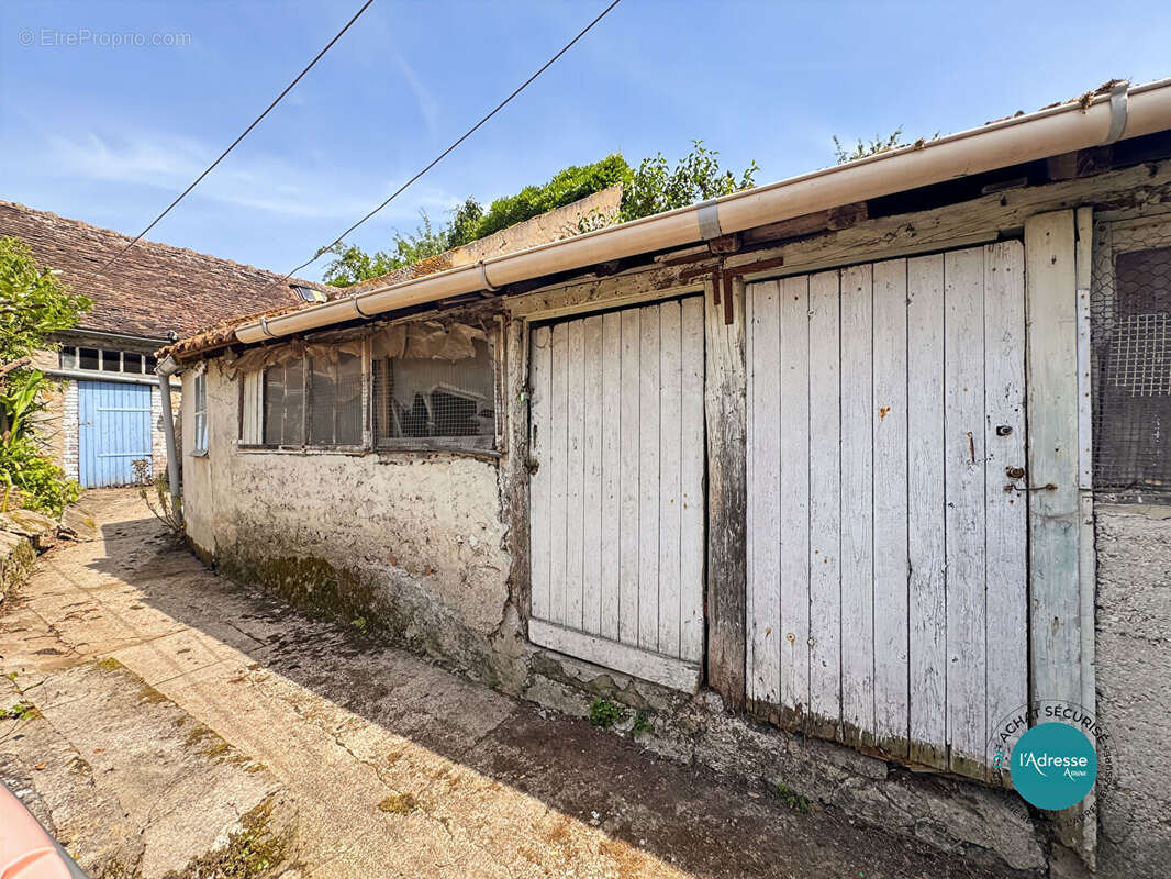 Maison à MENNECY